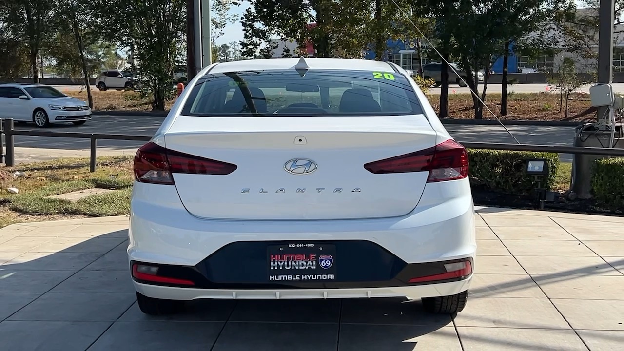 2020 Hyundai Elantra SEL 17