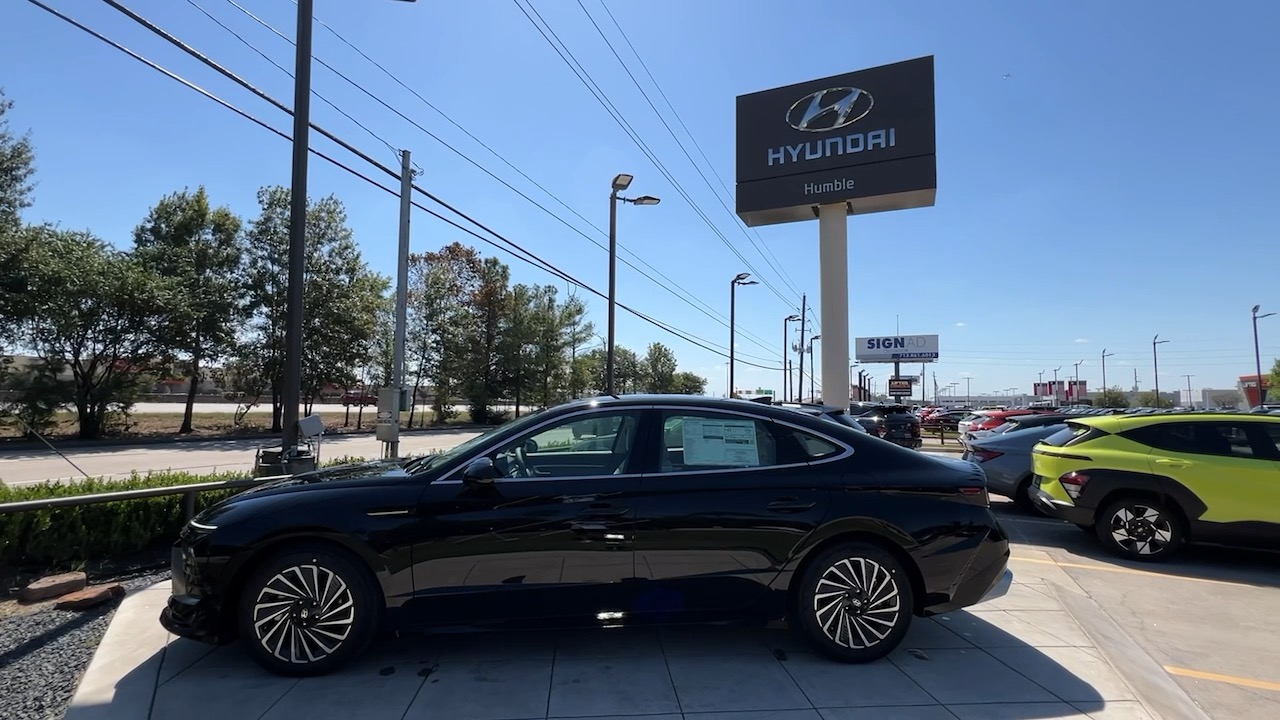 2024 Hyundai Sonata Hybrid SEL 2