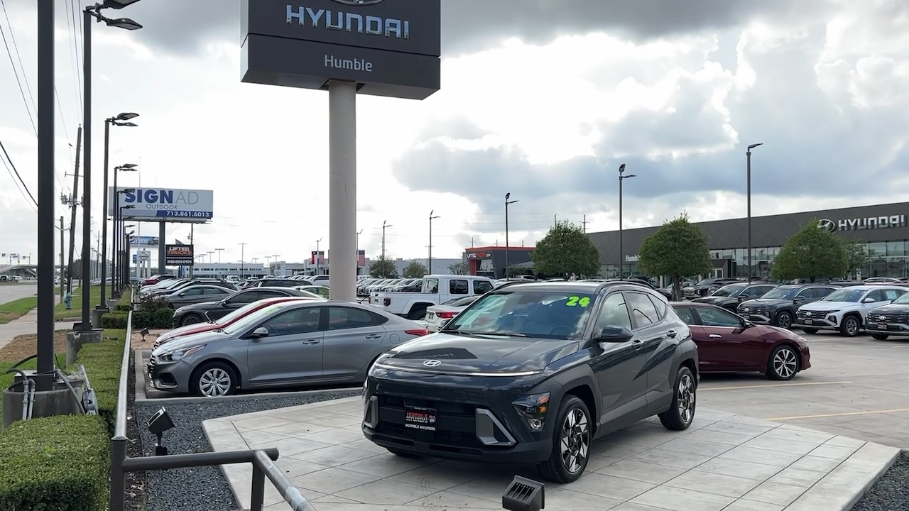 2024 Hyundai Kona SEL 38