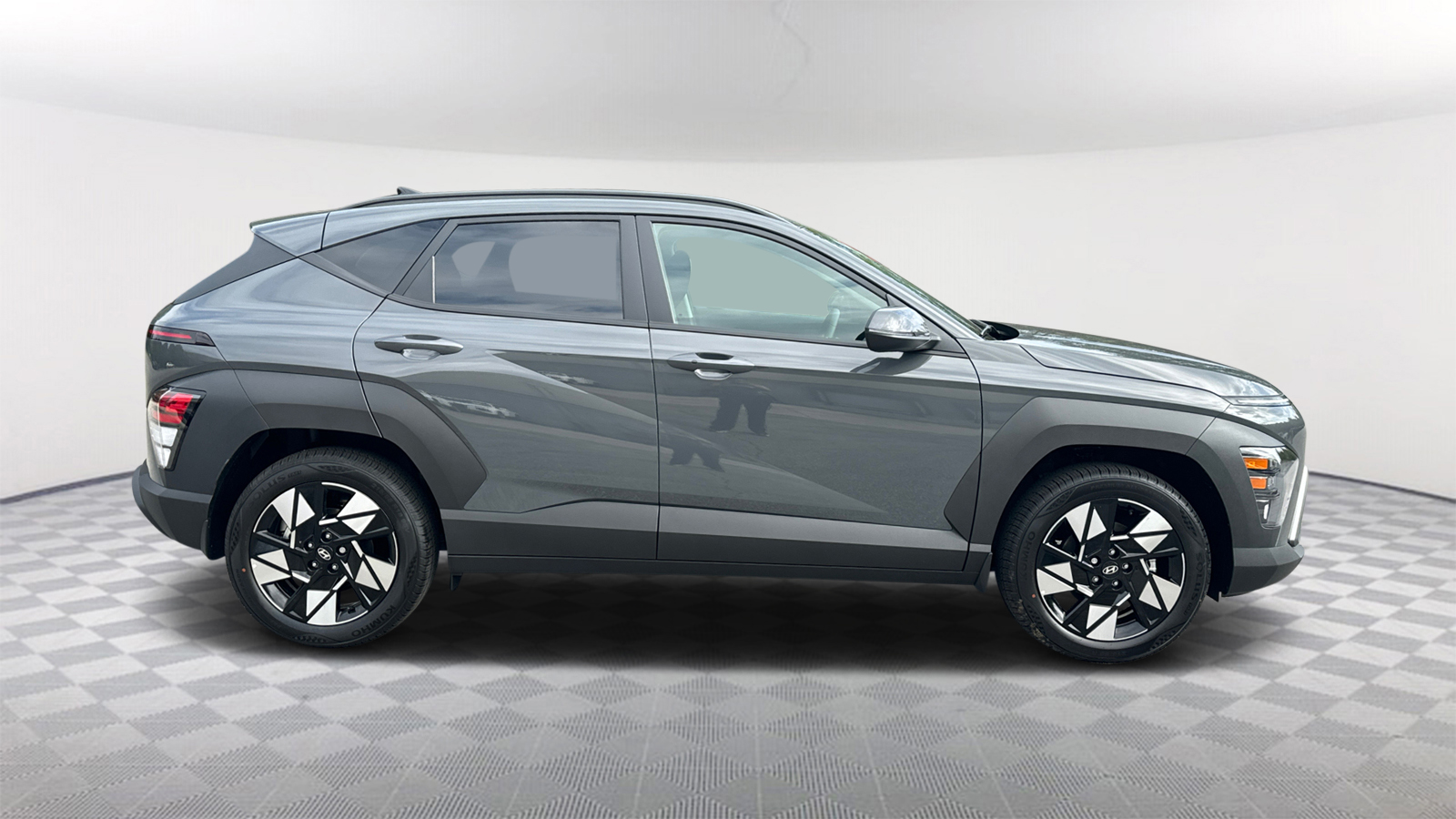 2025 Hyundai Kona SEL 4