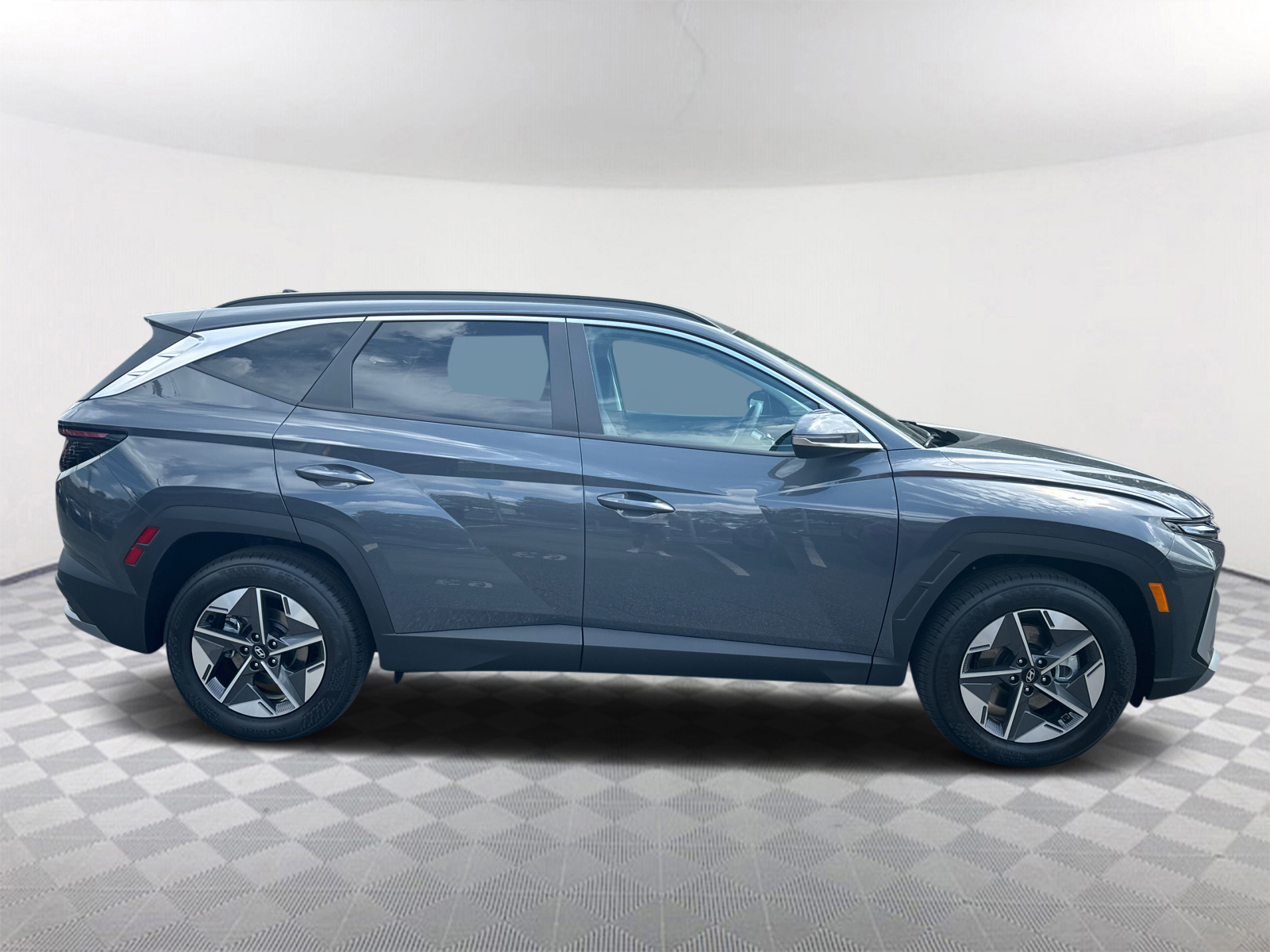 2025 Hyundai Tucson SEL Convenience 8