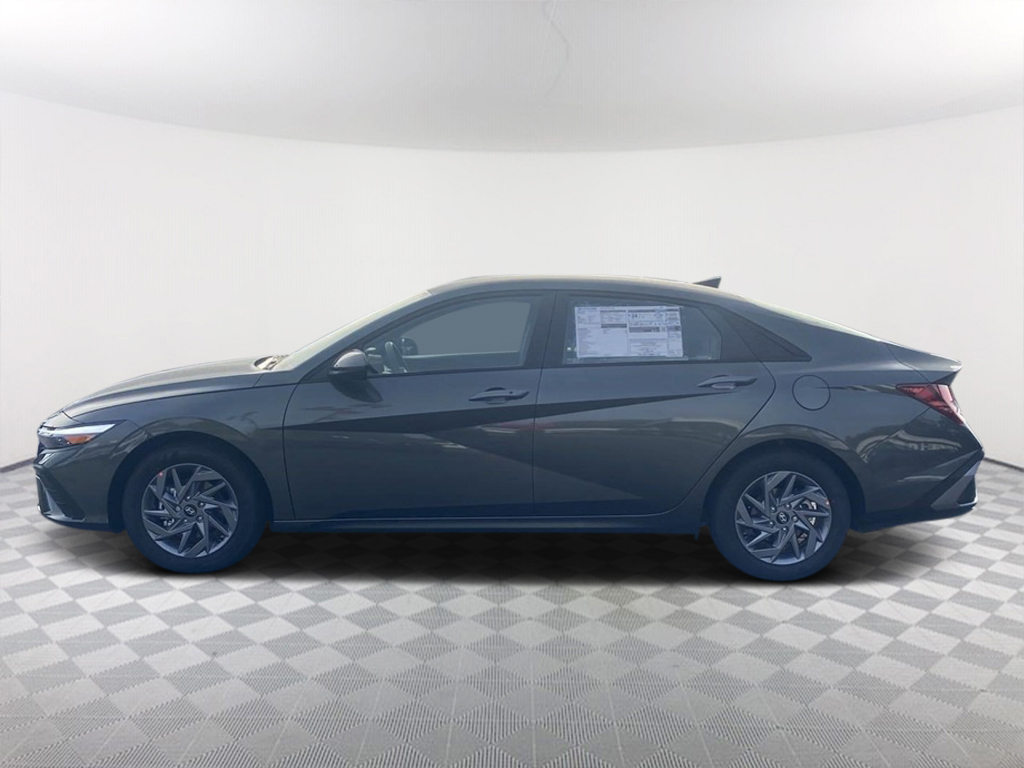 2024 Hyundai Elantra SEL 8