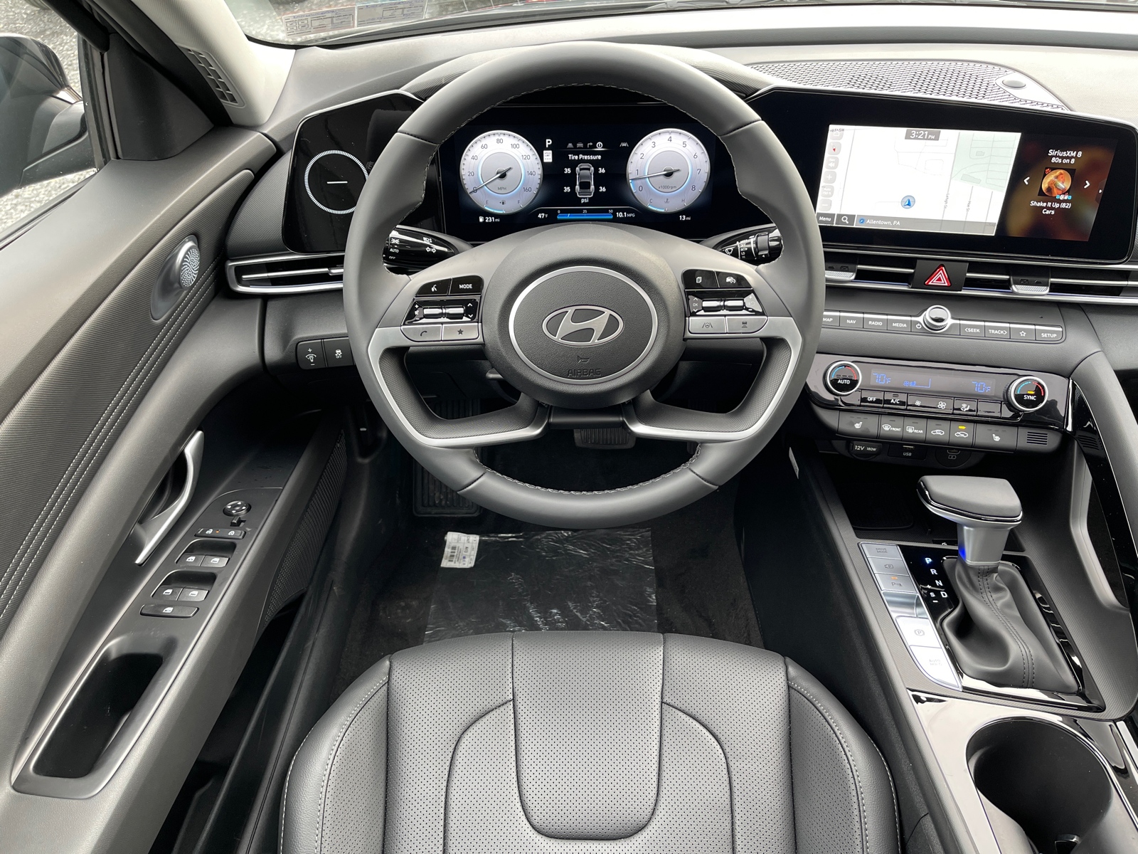 2024 Hyundai Elantra Limited 18