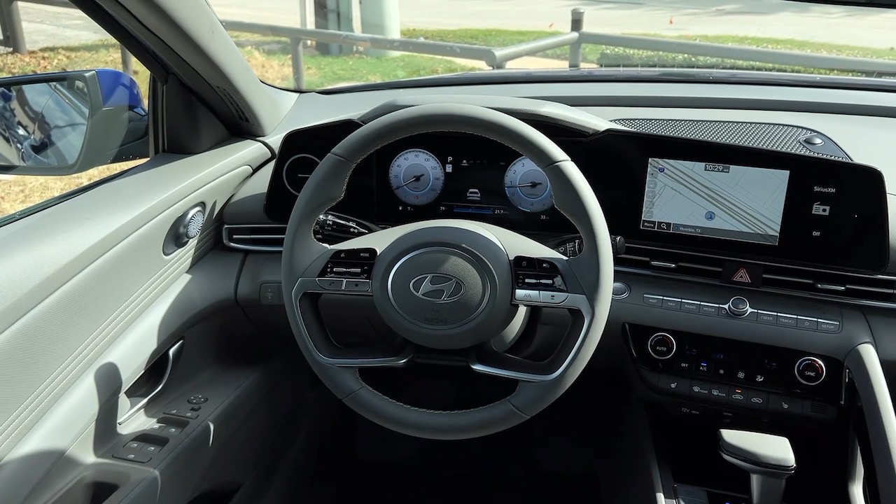 2024 Hyundai Elantra SEL 20