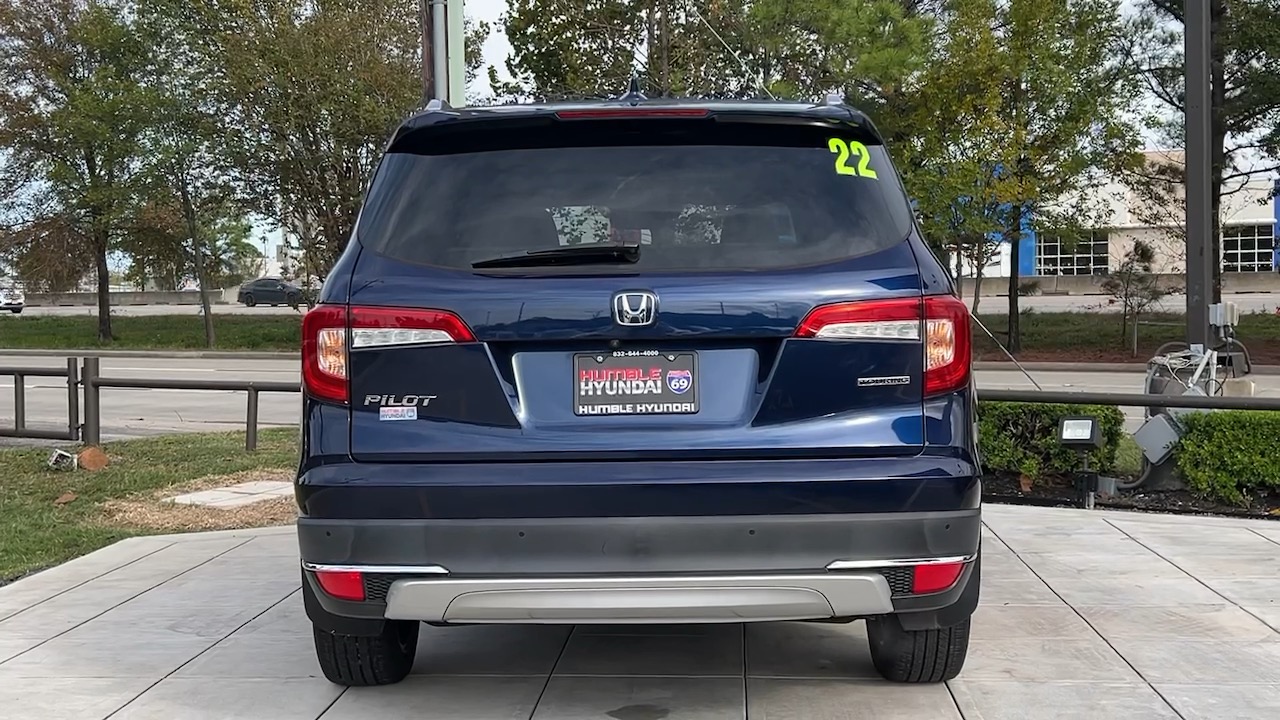 2022 Honda Pilot Touring 7-Passenger 18