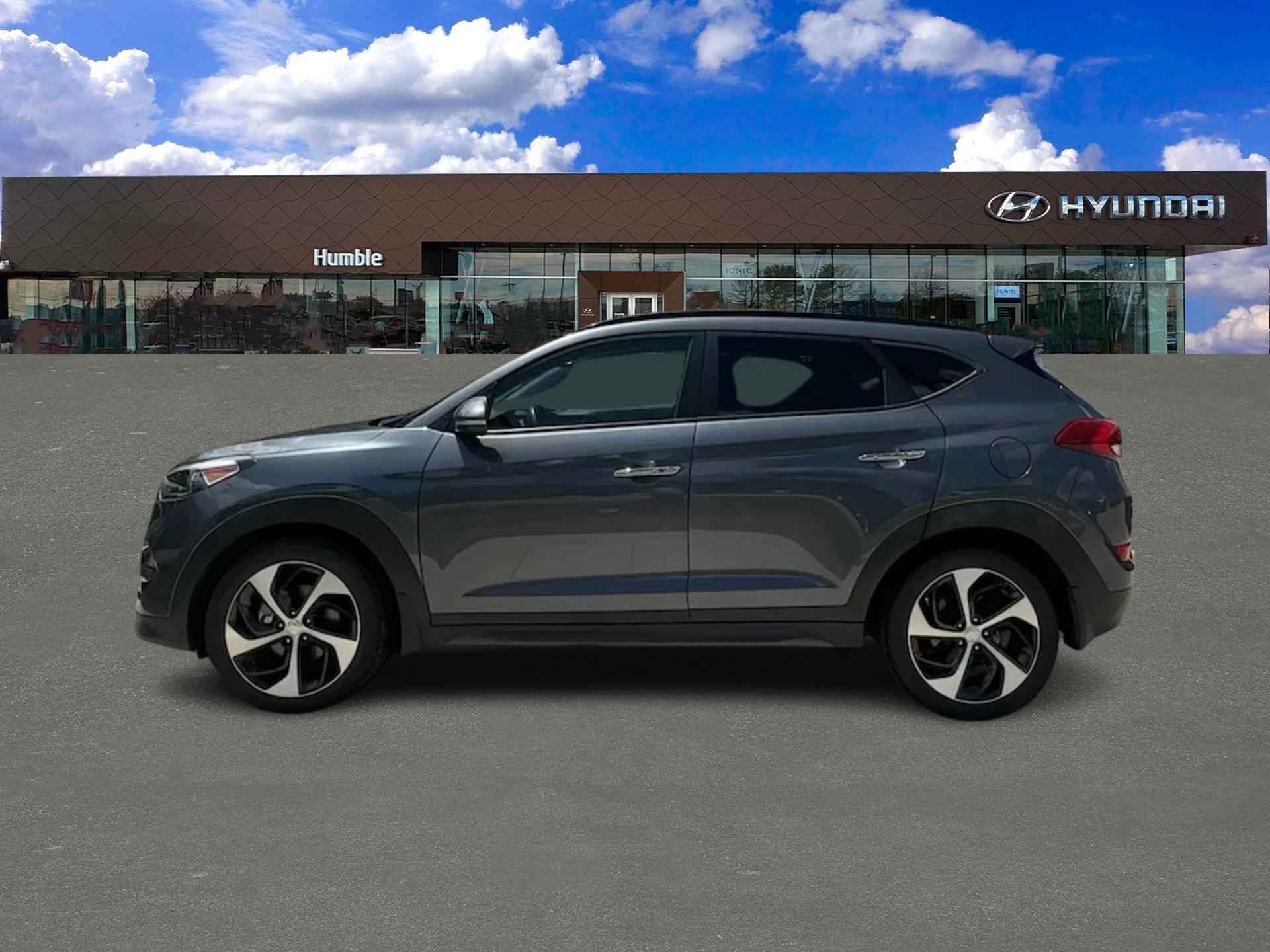 2016 Hyundai TUCSON  1