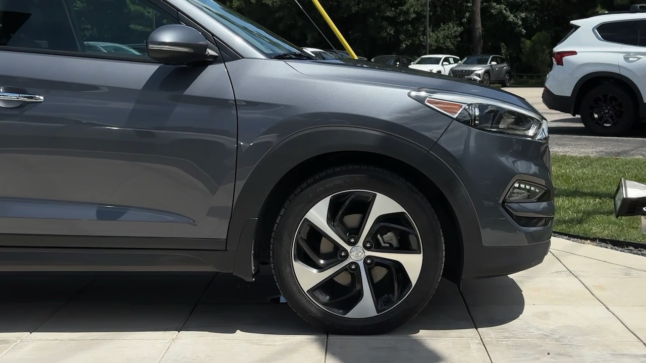 2016 Hyundai TUCSON  12