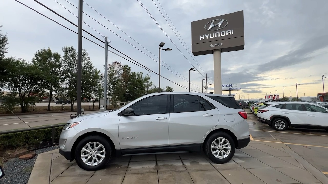 2018 Chevrolet Equinox LS 2