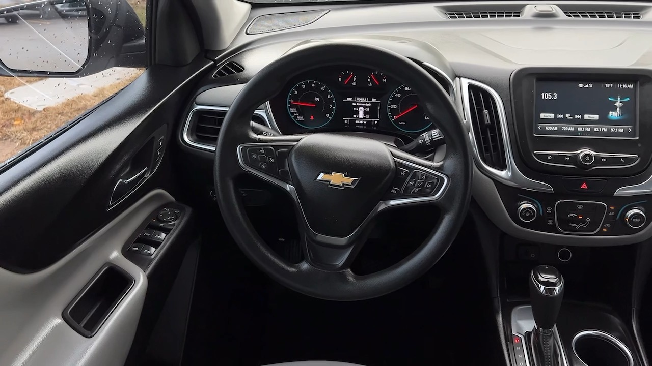 2018 Chevrolet Equinox LS 18