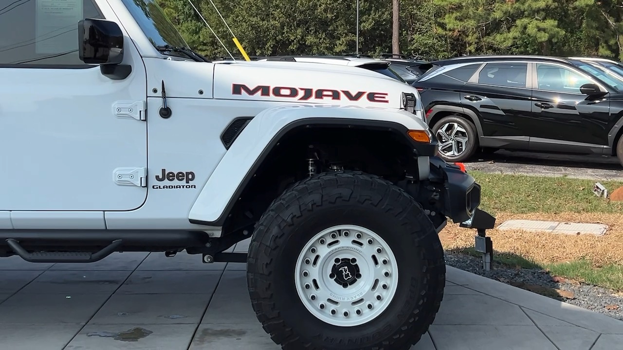 2022 Jeep Gladiator Mojave 12