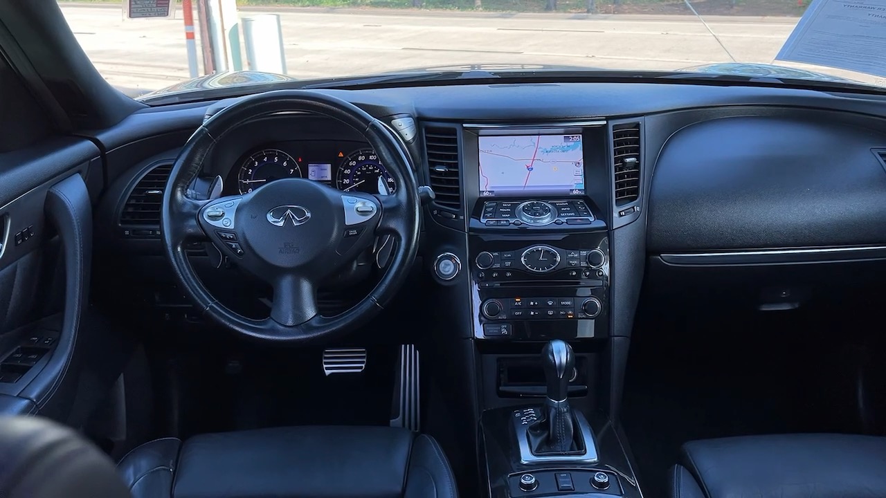 2017 INFINITI QX70 Base 20