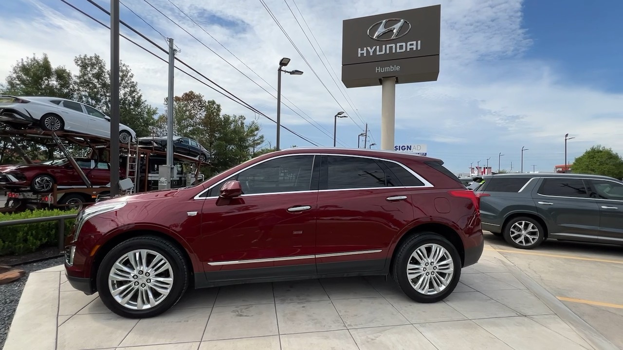 2018 Cadillac XT5 Premium Luxury FWD 2