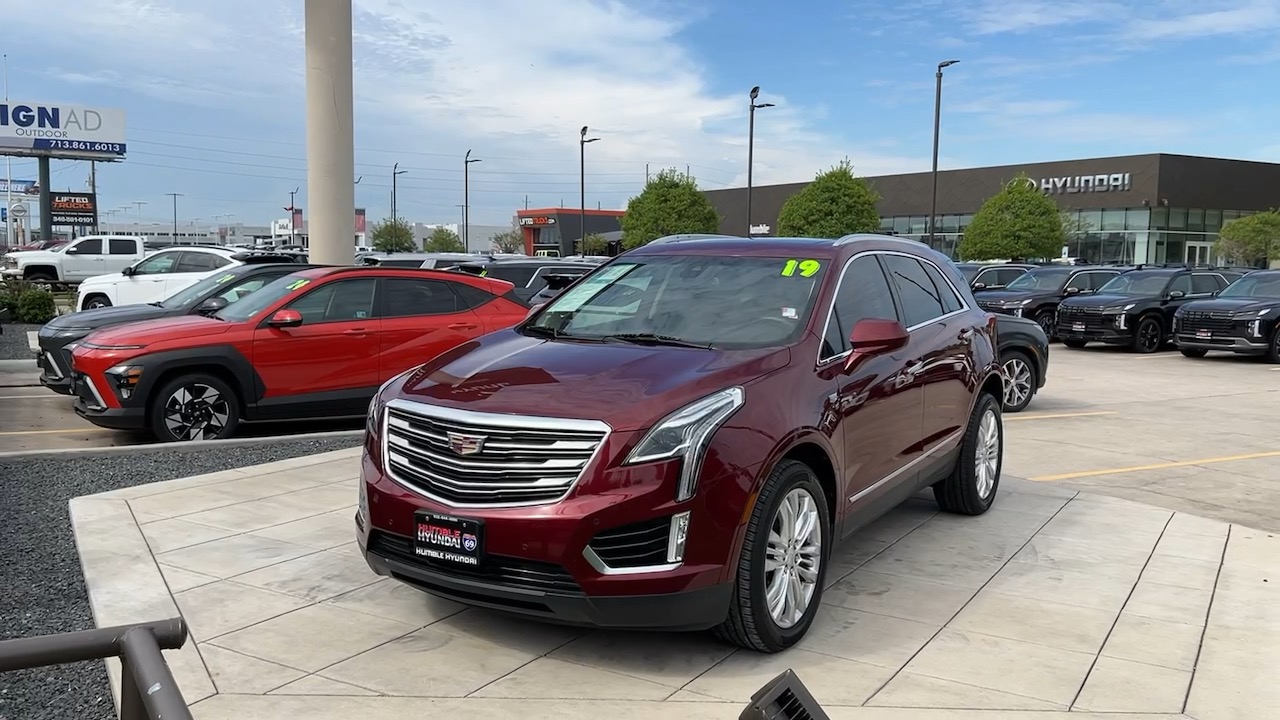 2018 Cadillac XT5 Premium Luxury FWD 37