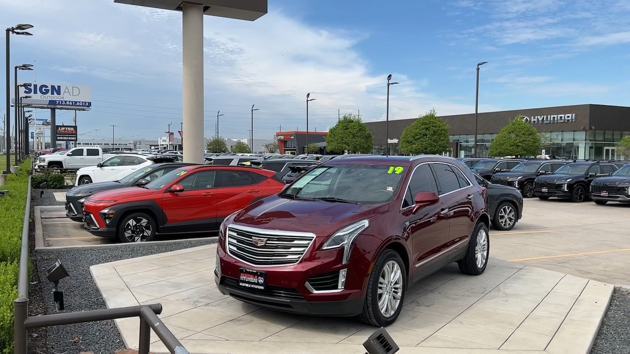 2018 Cadillac XT5 Premium Luxury FWD 38