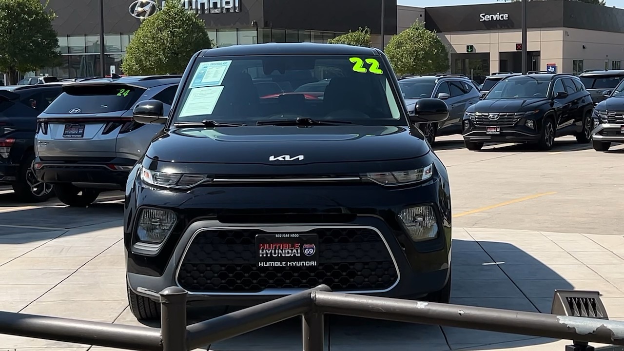 2022 Kia Soul LX 10