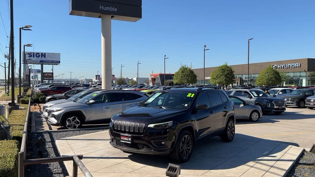 2021 Jeep Cherokee 80th Anniversary 38