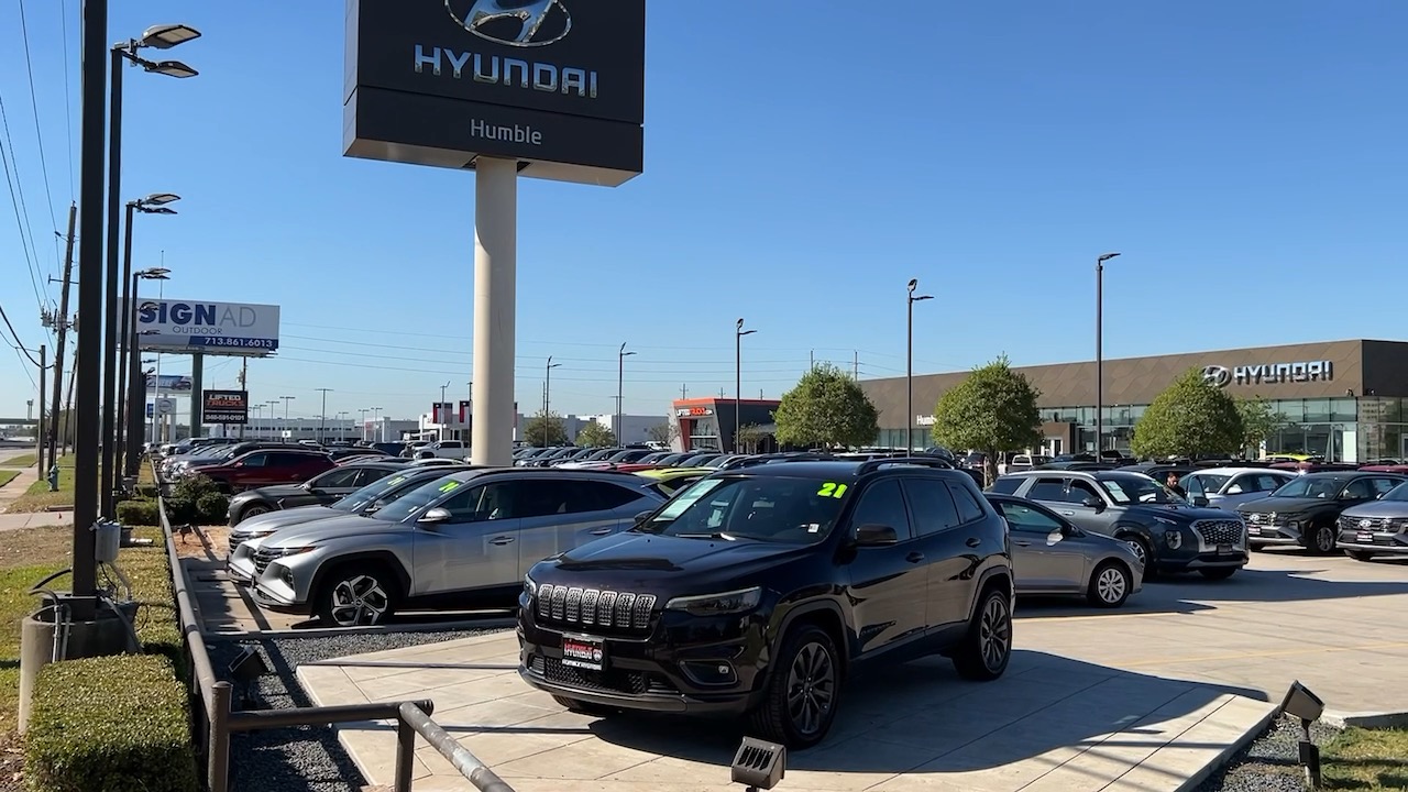 2021 Jeep Cherokee 80th Anniversary 39