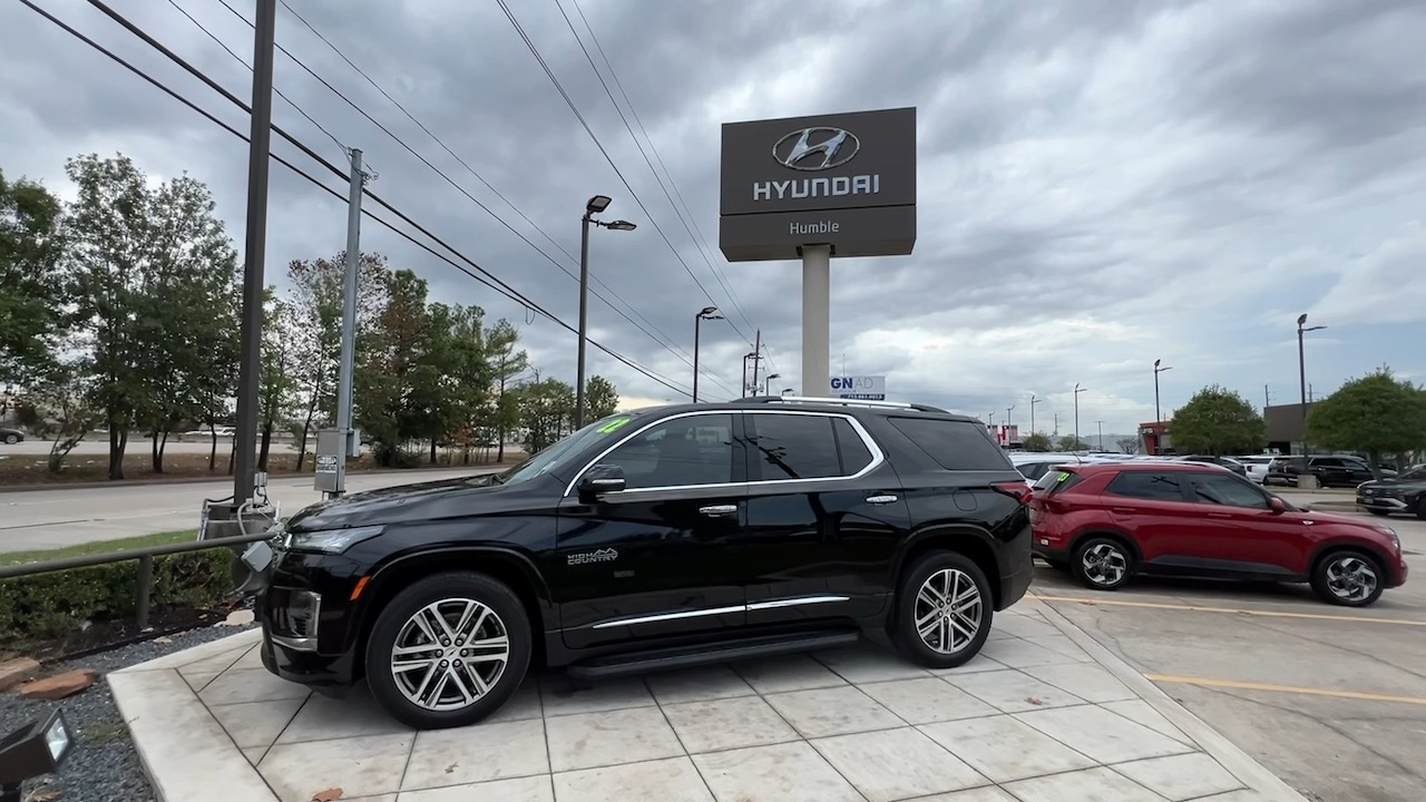 2022 Chevrolet Traverse High Country 3