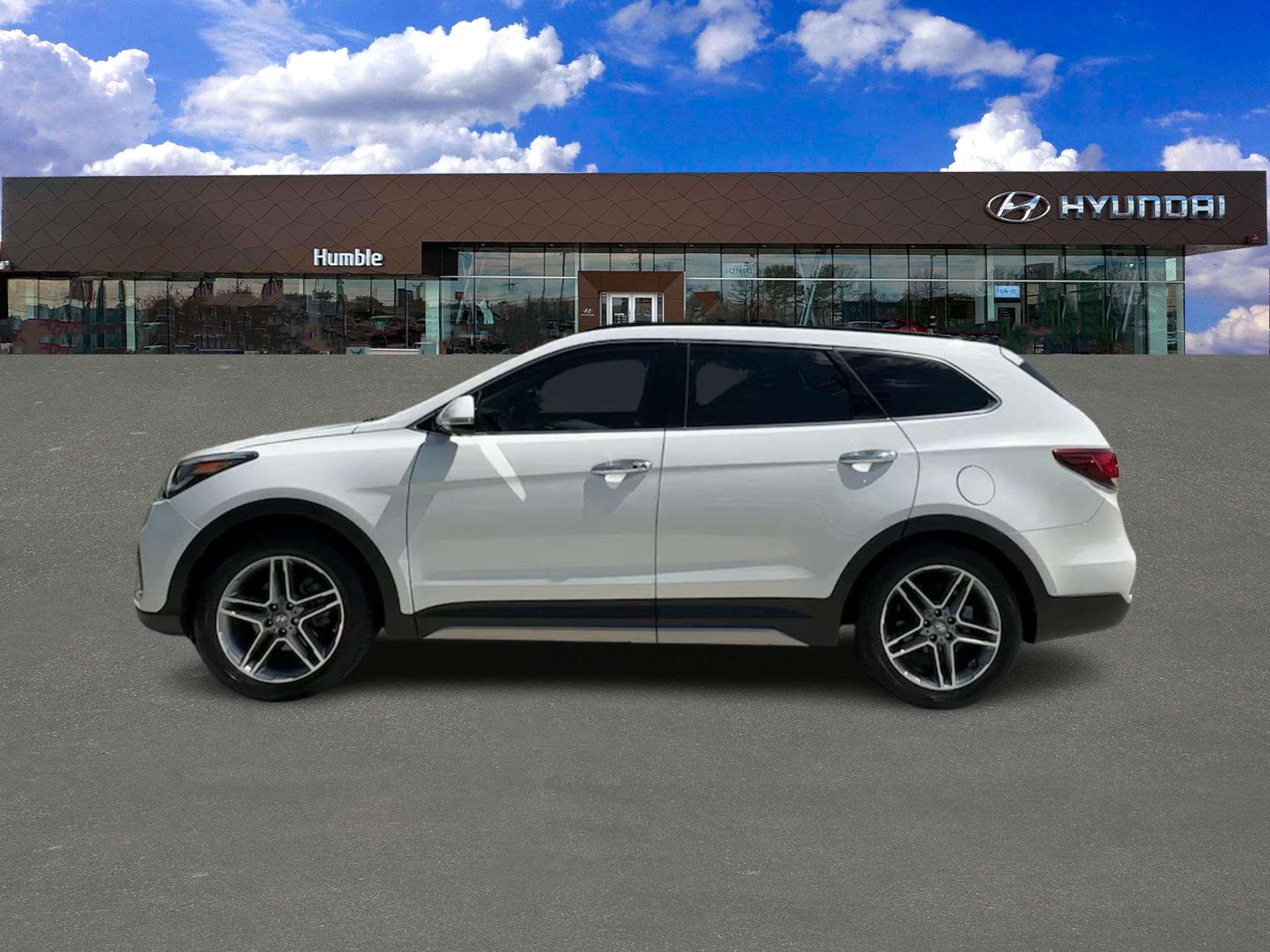 2018 Hyundai SANTA FE  1