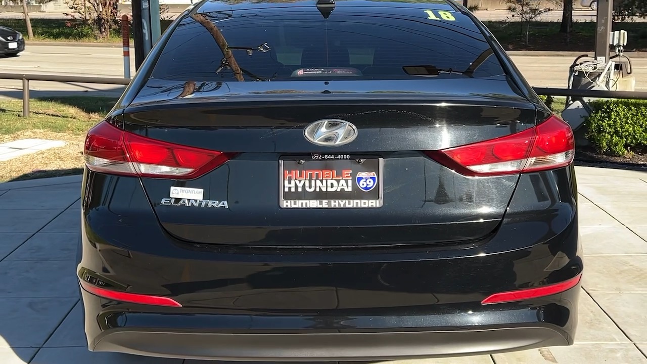 2018 Hyundai Elantra SEL 16