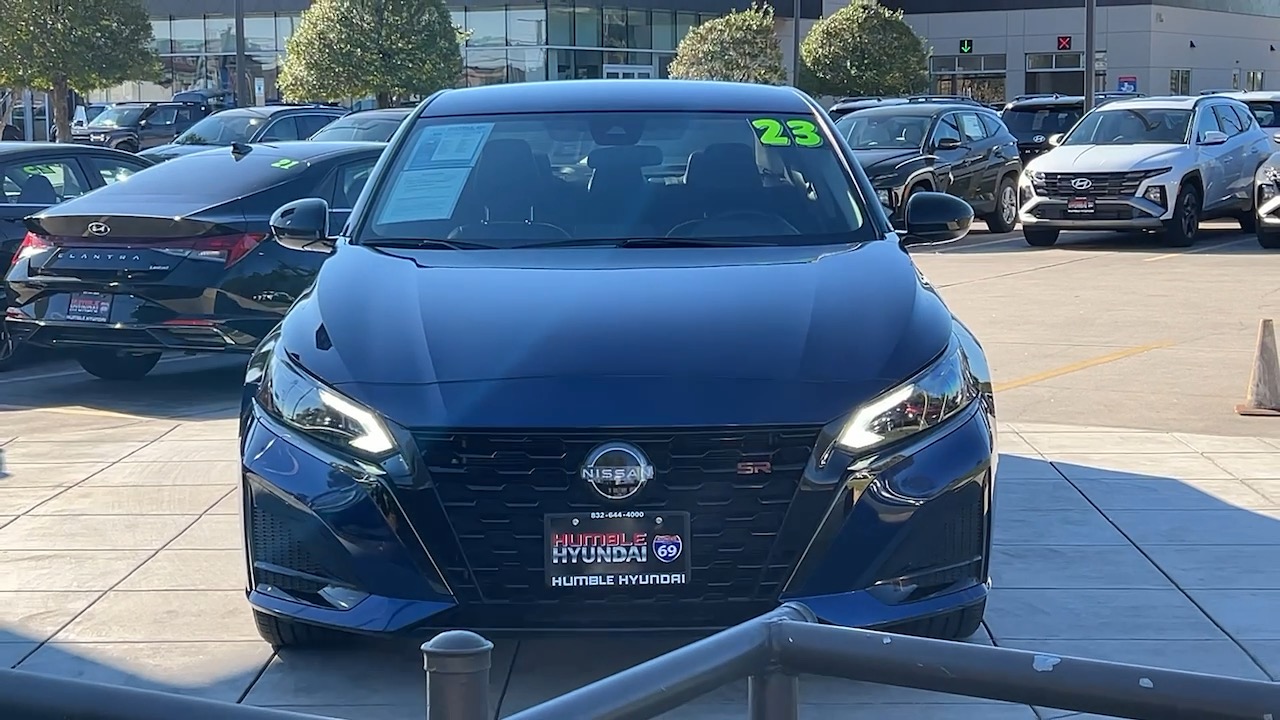 2023 Nissan Altima 2.5 SR 9