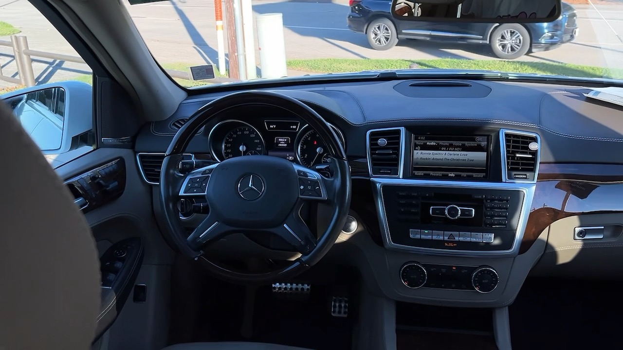 2015 Mercedes-Benz M-Class ML 400 21