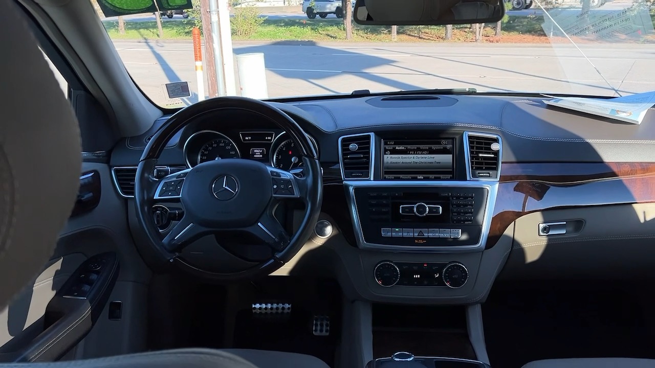 2015 Mercedes-Benz M-Class ML 400 22