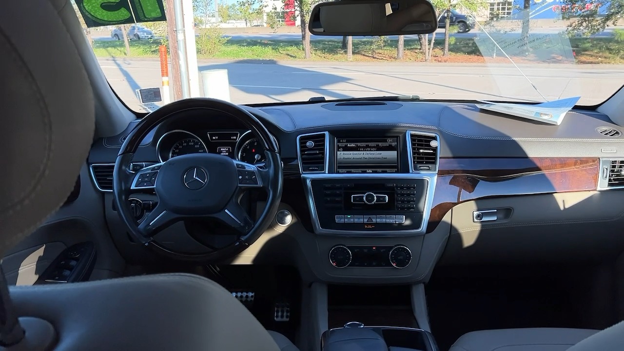 2015 Mercedes-Benz M-Class ML 400 23