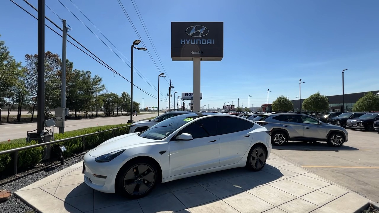 2023 Tesla Model 3 Base 5