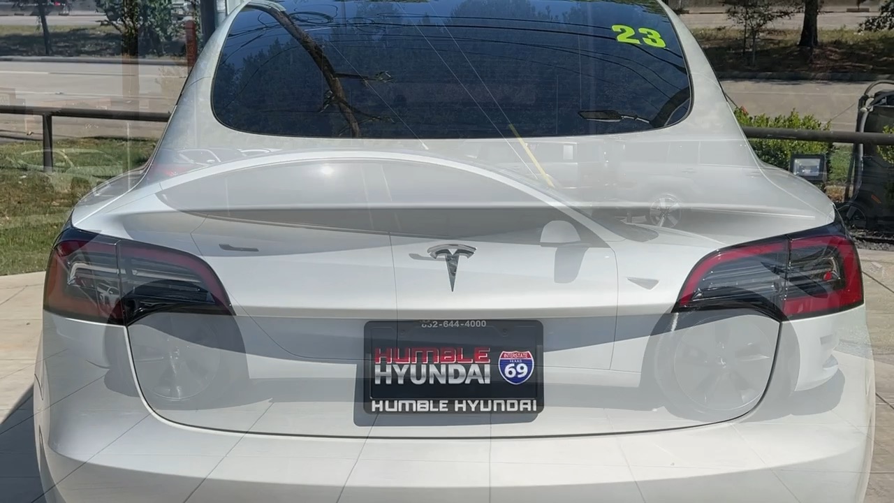 2023 Tesla Model 3 Base 16