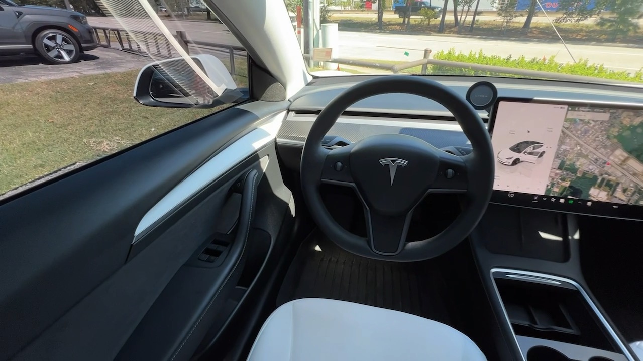 2023 Tesla Model 3 Base 19