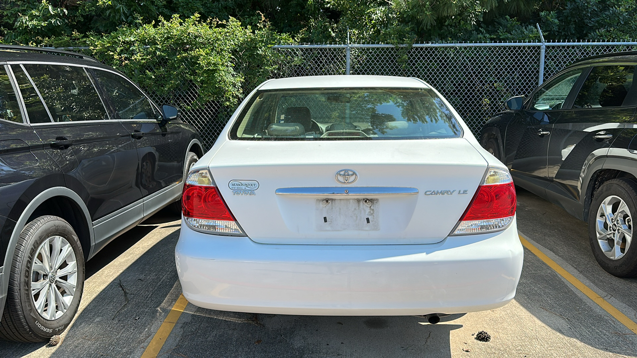 2006 Toyota Camry  2