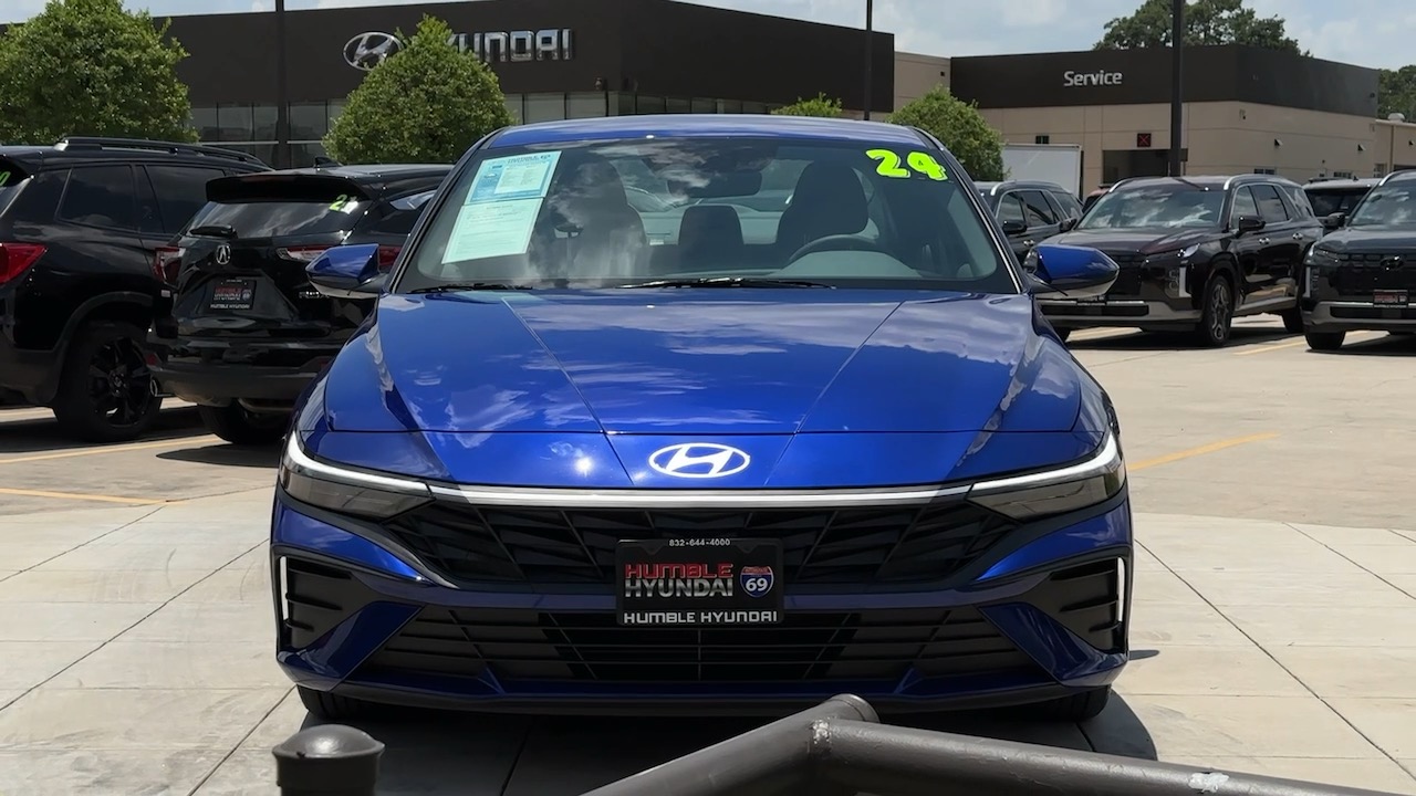 2024 Hyundai ELANTRA  9