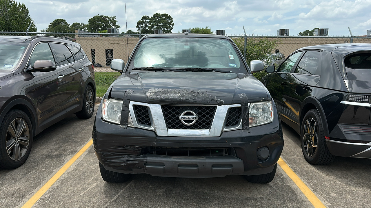 2016 Nissan Frontier  2