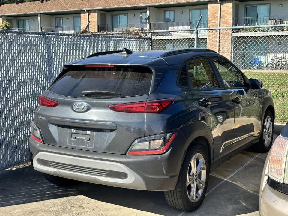 2022 Hyundai Kona SEL 3