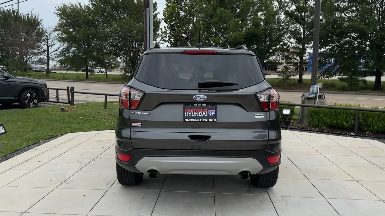 2018 Ford Escape  19