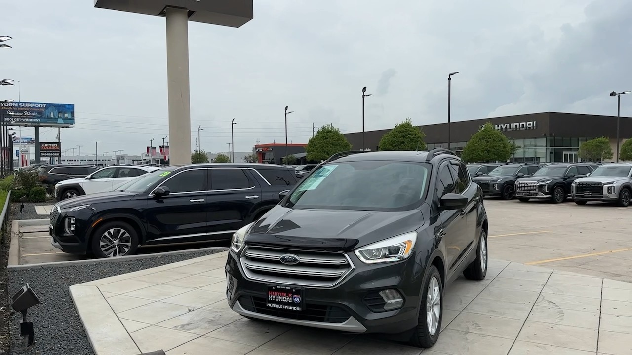 2018 Ford Escape  39