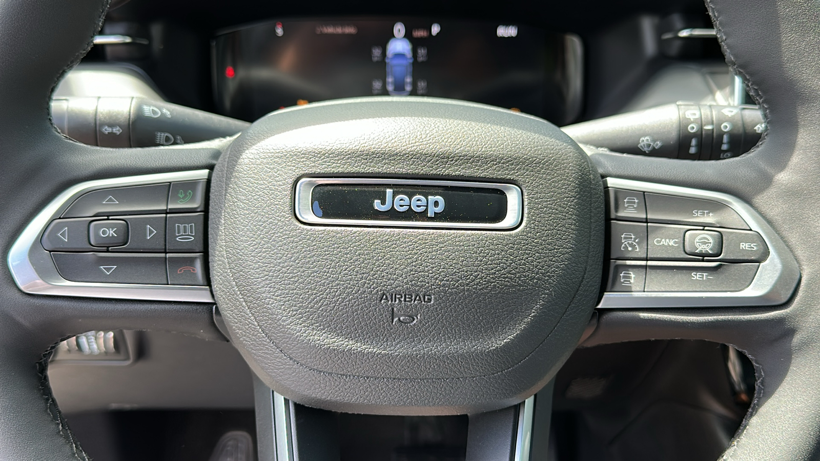2023 Jeep Compass LIMITED 8
