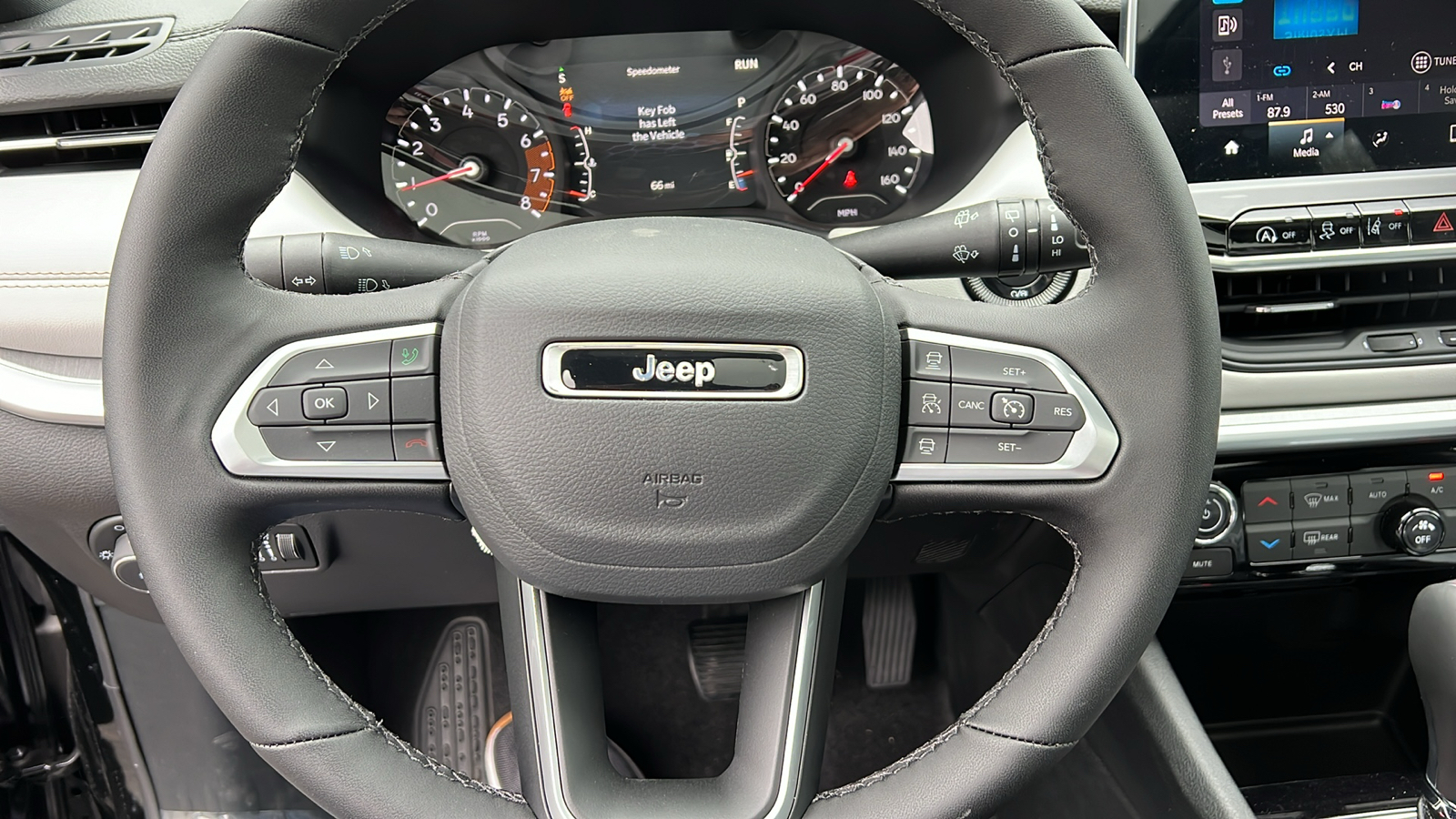 2024 Jeep Compass LIMITED 10