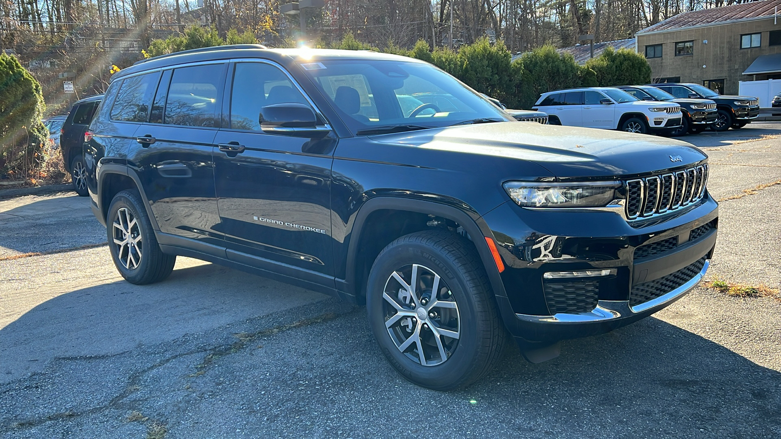 2024 Jeep Grand Cherokee L LIMITED 3