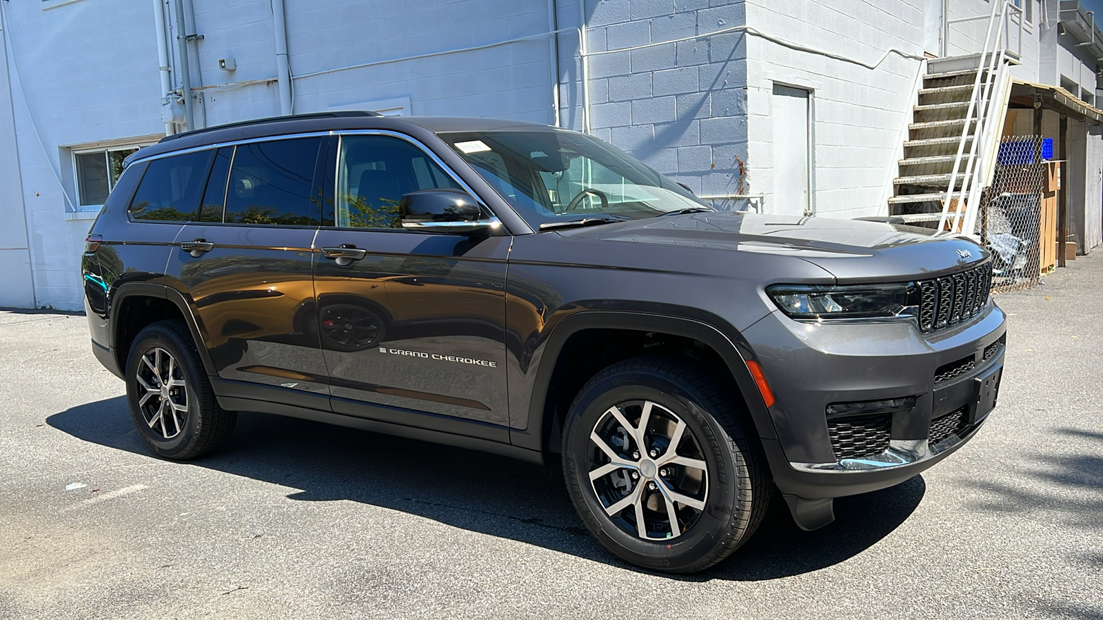 2024 Jeep Grand Cherokee L LIMITED 3