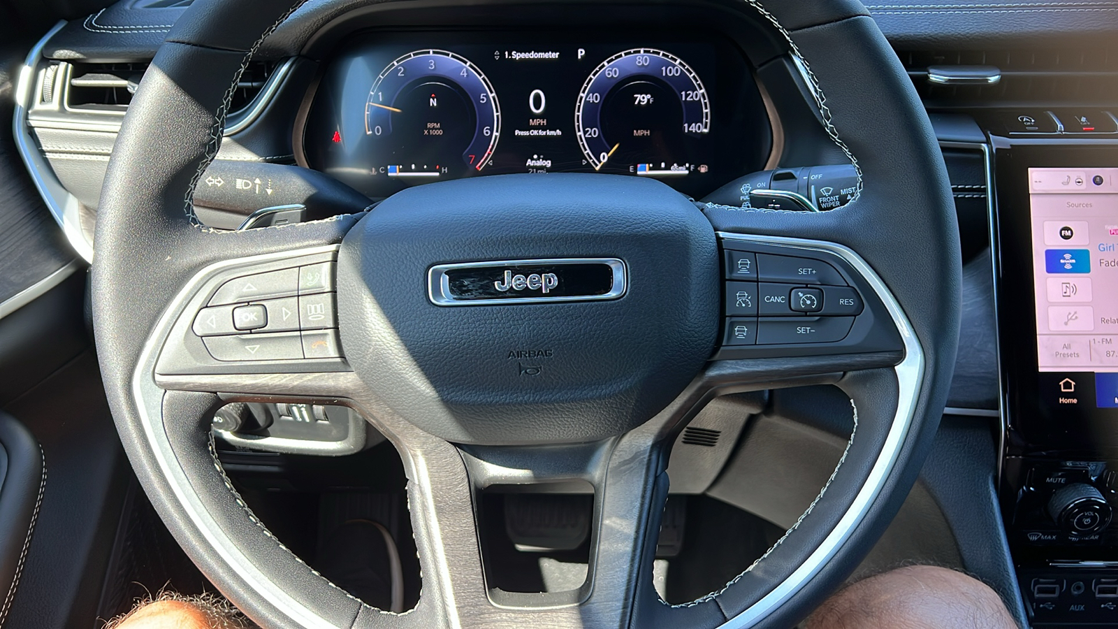 2024 Jeep Grand Cherokee L LIMITED 9