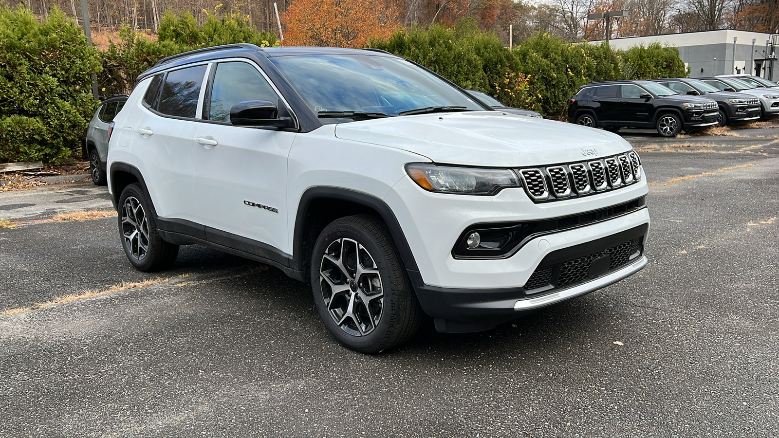 2025 Jeep Compass LIMITED 3