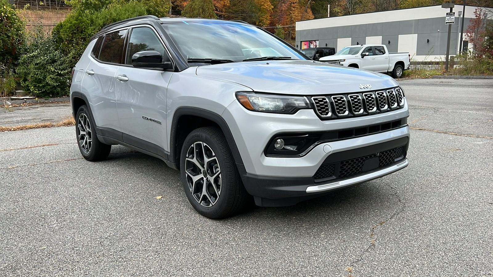 2025 Jeep Compass LIMITED 3