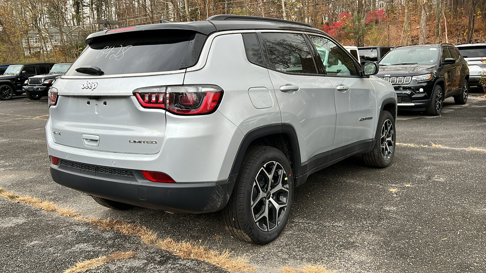 2025 Jeep Compass LIMITED 4