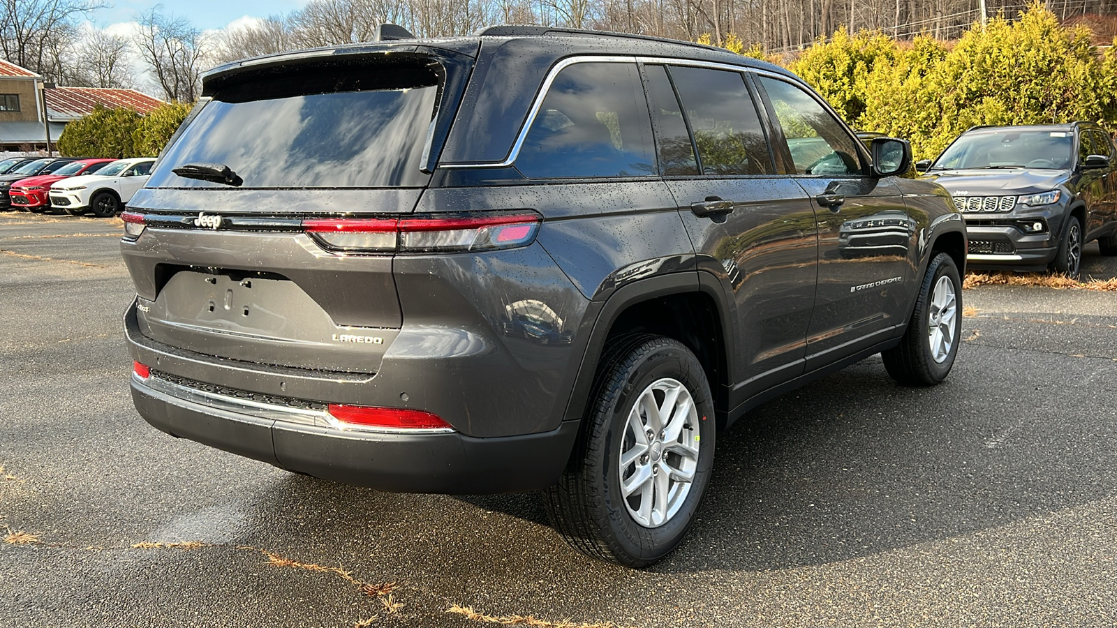 2025 Jeep Grand Cherokee LAREDO 4