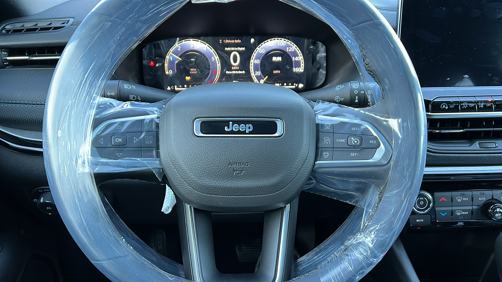 2025 Jeep Compass LIMITED 10