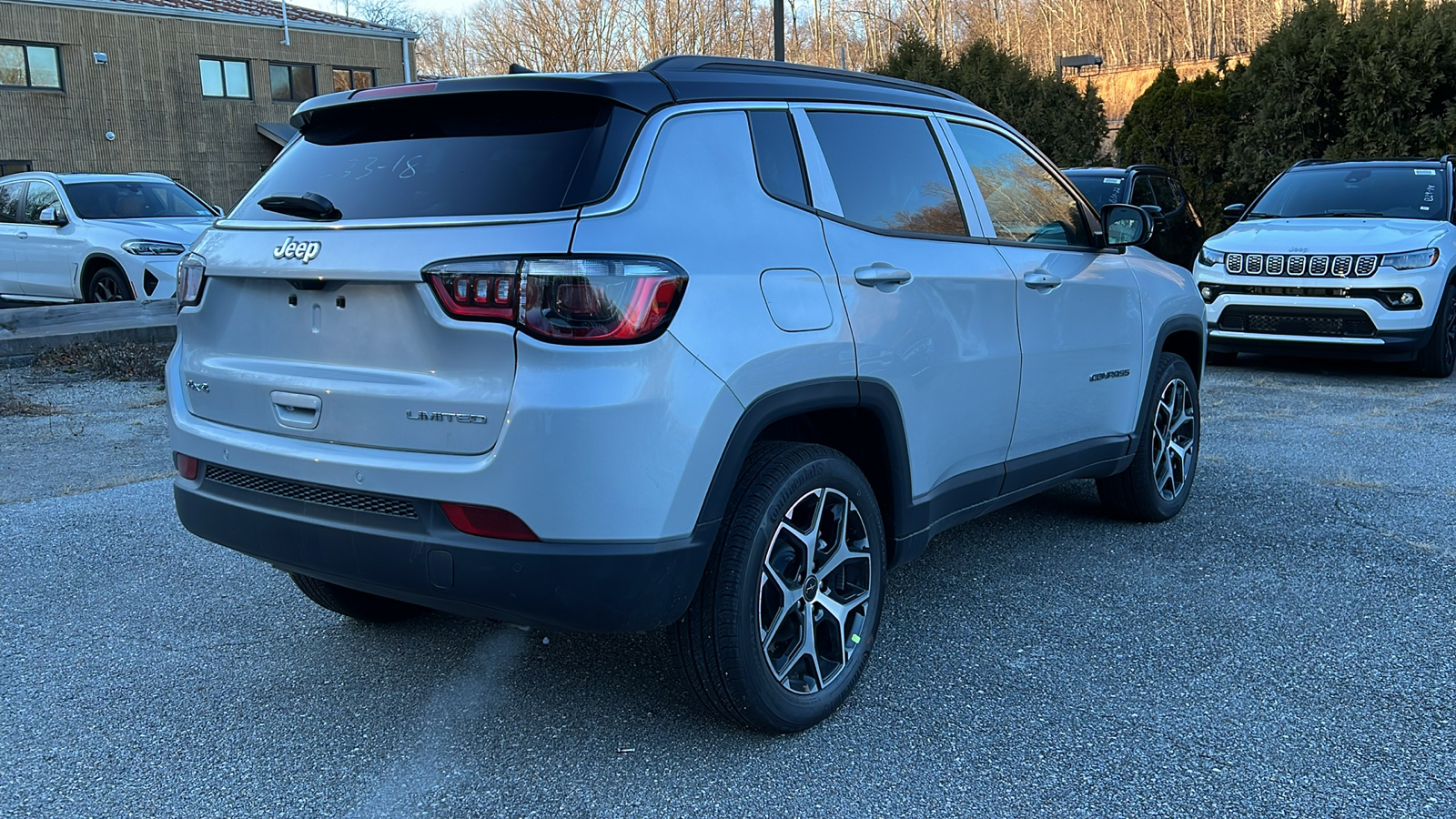 2025 Jeep Compass LIMITED 4