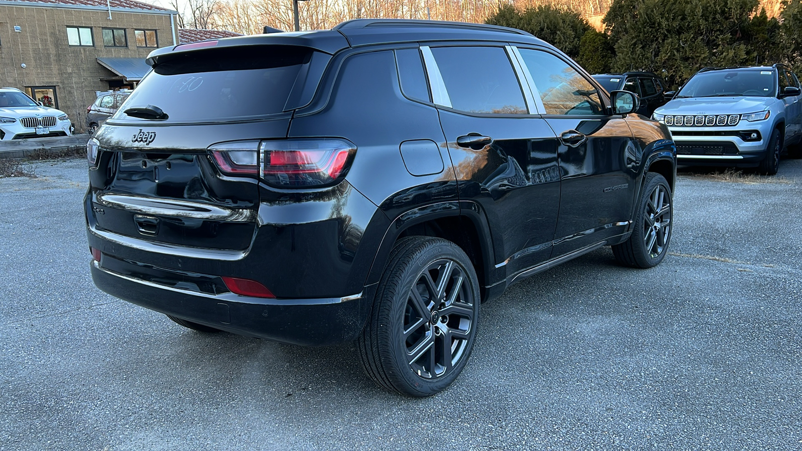 2025 Jeep Compass LIMITED 4