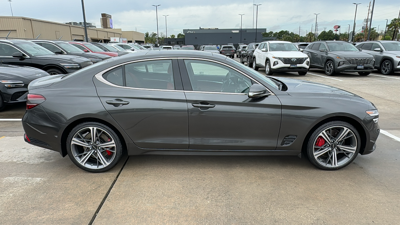 2025 Genesis G70 2.5T 6